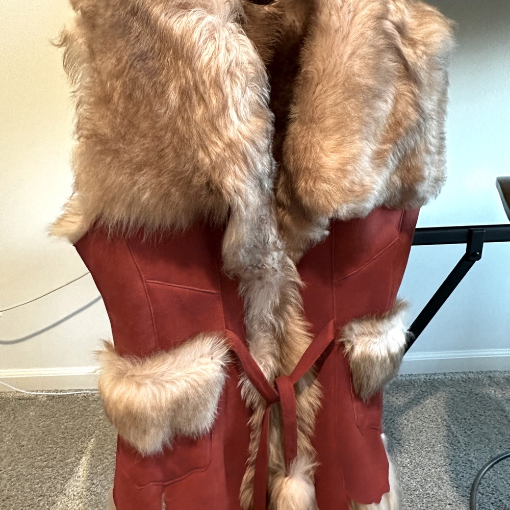 Learher vest without tag never worn